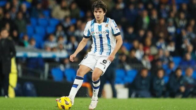 Jon Aramburu con la Real Sociedad