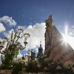 MADRID.-Madrid homenajea este sábado a su patrona, la Almudena, con la vista puesta en Valencia y los afectados por la DANA