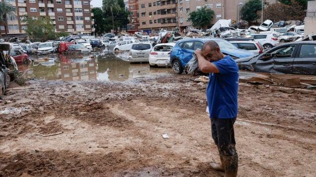 La UME sitúa en Paiporta, Chiva, Catarroja y Massanassa la situación más crítica por dana