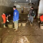 Voluntarios de Protección Civil de Lorca trabajan en las calles de Paiporta