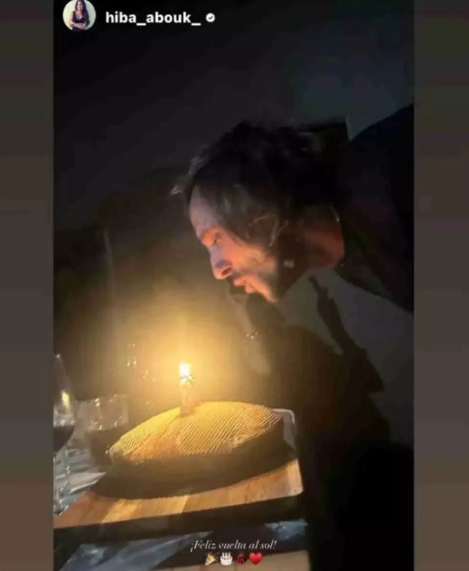 Antonio Revilla en un story de Hiba Abouk