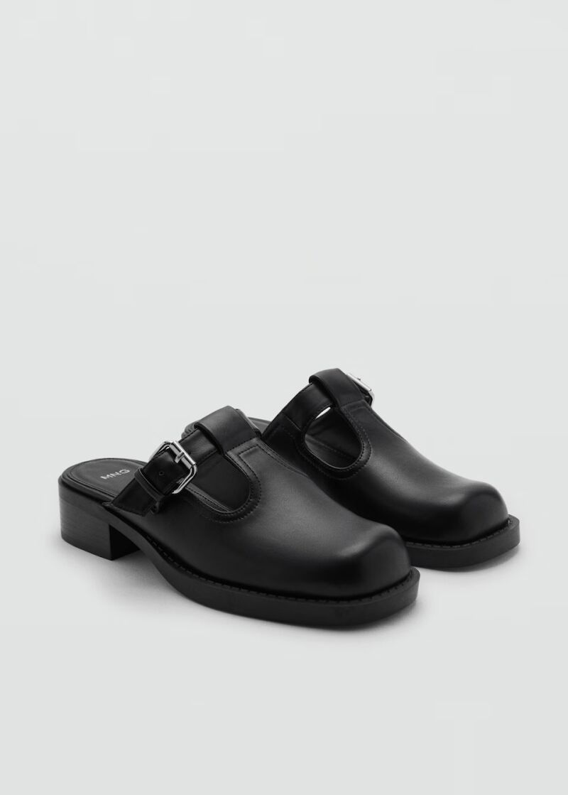 Zueco hebilla estilo mule