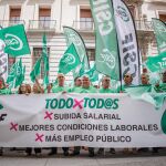 MADRID.-CSIF cifra en miles de empleados el seguimiento de las protestas para mejorar salarios y en defensa de Muface