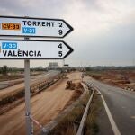 Una treintena de carreteras permanecen cortadas por la DANA en la Comunitat Valenciana