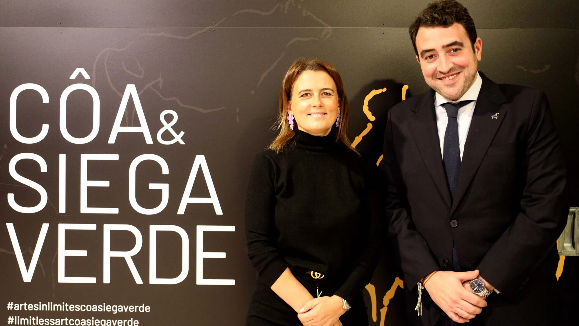 La presidenta de la Fundación Côa Parque, Aida Carvalho, y el director de la Fundación Siega Verde, Luis Ballesteros.