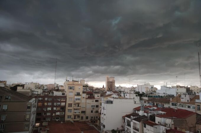 MURCIA.-AMP.- AEMET avisa de lluvias muy fuertes hasta el viernes en litorales Mediterráneo y de Andalucía occidental