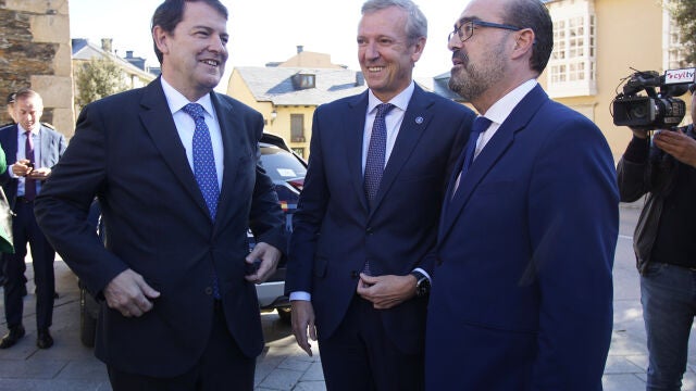 Rueda, hoy, con Mañueco y el alcalde de Ponferrada, Marco Morala.