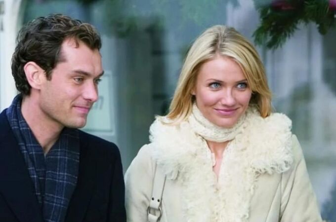 El abrigo dosmilero de Cameron Diaz en 'The Holiday'.