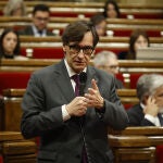 Sesión de control al presidente Salvador Illa en el Parlament de Cataluña