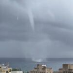 Tromba marina avistada en Marbella (Málaga)