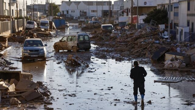 El pico de defunciones tras las inundaciones se alcanzará el 23 de noviembre y continuará el repunte hasta el 28 de diciembre