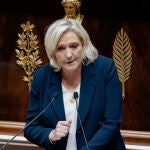 Marine Le Pen acusa a la Fiscalía de querer "excluirla" de la política