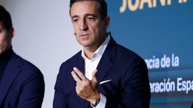 Empresario Juanma Morales presentó candidatura a RFEF para "dignificar el fútbol español"