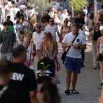 El catalán es bastante más predominante en las conversaciones entre gente de más edad 