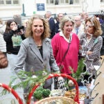 La Infanta Elena en el Rastrillo de Navidad Nuevo Futuro.