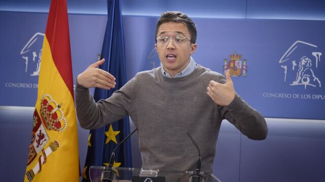 MADRID.-Errejón dice que la denuncia de Mouliaá es "falsa" y pide declarar para "exponer la realidad de los hechos"