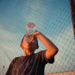 ¿Cuántos litros de agua se deben beber al día?: esto dicen los expertos
