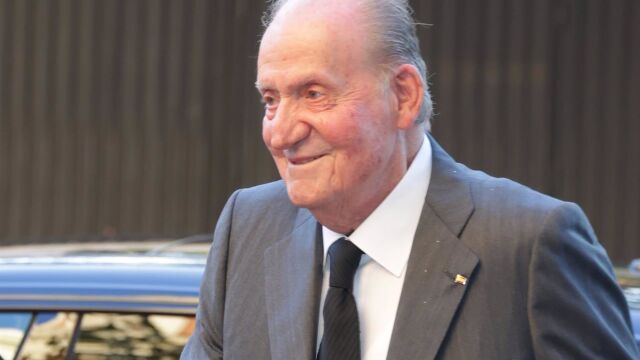 Lo que ha donado el Rey Juan Carlos al rastrillo solidario capitaneado por su sobrina Simoneta Gómez-Acebo