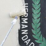 Barcelona desaloja a la Hermandad de Legionarios de las antiguas casernas de Sant Andreu