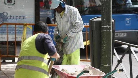 Andalucía, con 11.821 afiliados extranjeros a la Seguridad Social en octubre, es la región con mayor incremento mensual