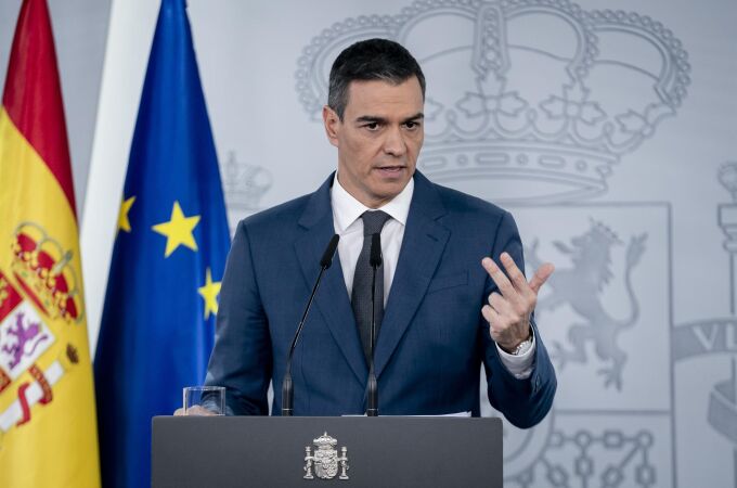 Pedro Sánchez se muestra "consternado" por la tragedia en la residencia de Zaragoza y traslada el pésame a las familias