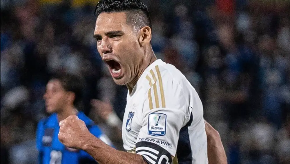 Falcao García en la celebración de su gol 347 como profesional.