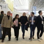 La vicepresidenta de la Junta, Isabel Blanco, visita el stand de Zamora en Intur junto a Víctor López de la Parte, concejal de Turismo del Ayuntamiento de Zamora, Christoph Strieder, las alcaldesas de Benavente y Toro y el alcalde de Fermoselle