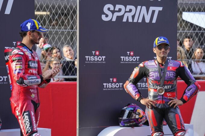 Pecco Bagnaia y Jorge Martín, tras la carrera Sprint de Barcelona