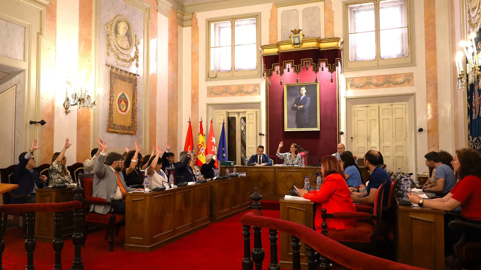 Pleno del Ayuntamiento.REMITIDA / HANDOUT por AYUNTAMIENTO DE ALCALÁ DE HENARESFotografía remitida a medios de comunicación exclusivamente para ilustrar la noticia a la que hace referencia la imagen, y citando la procedencia de la imagen en la firma15/10/2024