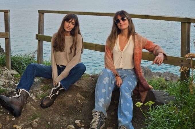 Sara Carbonero e Isabel Jiménez en Cantabria.