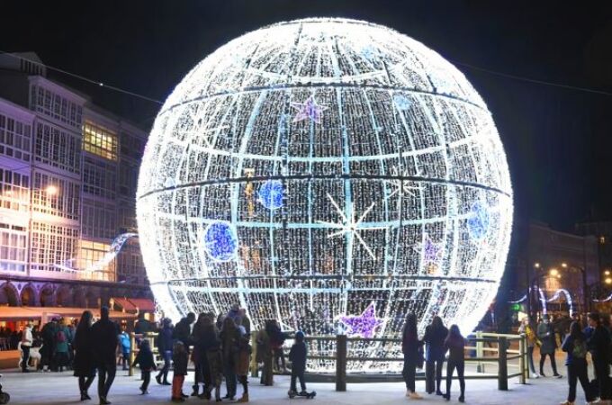 Bola de luz en La Marina