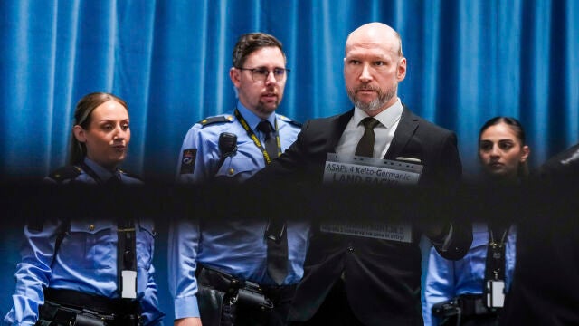 Anders Breivik, a su llegada al tribunal de Tyristrand (Noruega)