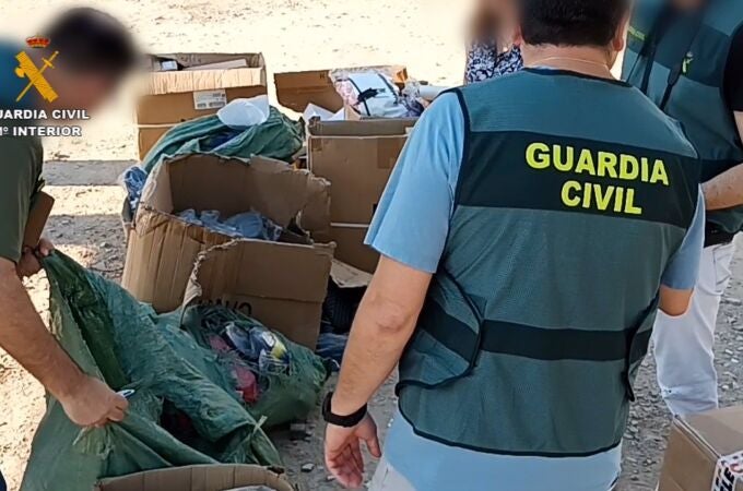 Operación de la Guardia Civil contra la venta ilegal de productos