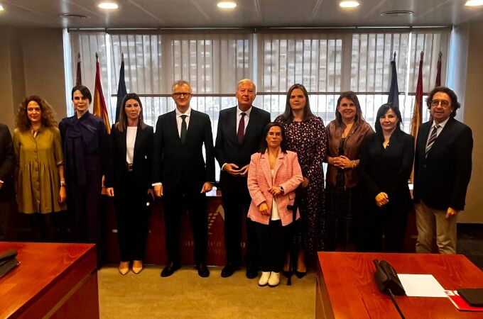 El consejero de Salud, Juan José Pedreño, compareció hoy ante la Comisión de Sanidad y Política Social en la Asamblea Regional