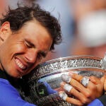 Rafa Nadal celebra en Roland Garros su décima consecución. 