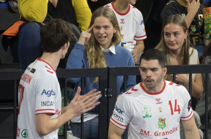 Irene Urdangarin junto a su hermano.