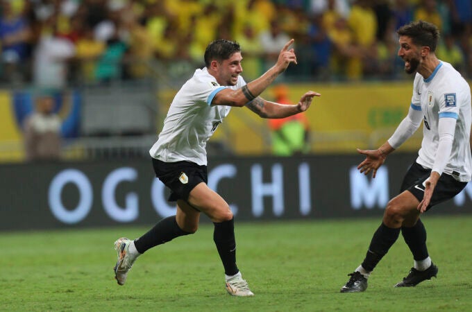 Fede Valverde celebrando el gol que marcó frente a Brasil. 