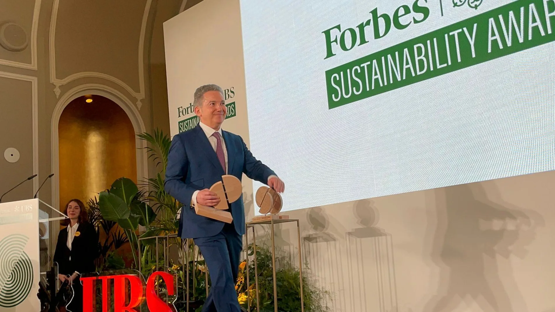 Pedro Palomo recoge el galardón FORBES-UBS SUSTAINABILITY