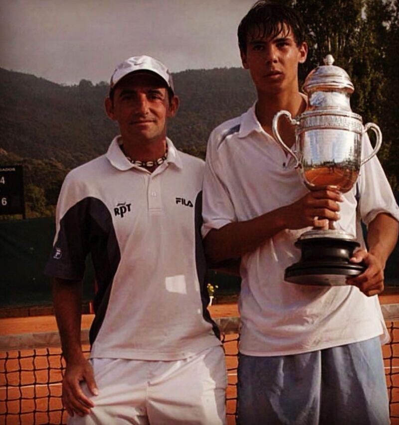 Toni Colom y Rafa Nadal, campeón de un torneo en Vigo en 2002