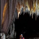 La cueva con más de 20 kilómetros de galería y el recorrido más maravilloso por sus formaciones excéntricas está en Cantabrias