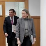 Isabel Blanco y Carlos Fernández Carriedo comparecen en la rueda de prensa posterior al Consejo de Gobierno