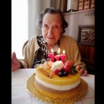 Angelina Torres Vallbona, de 111 años,