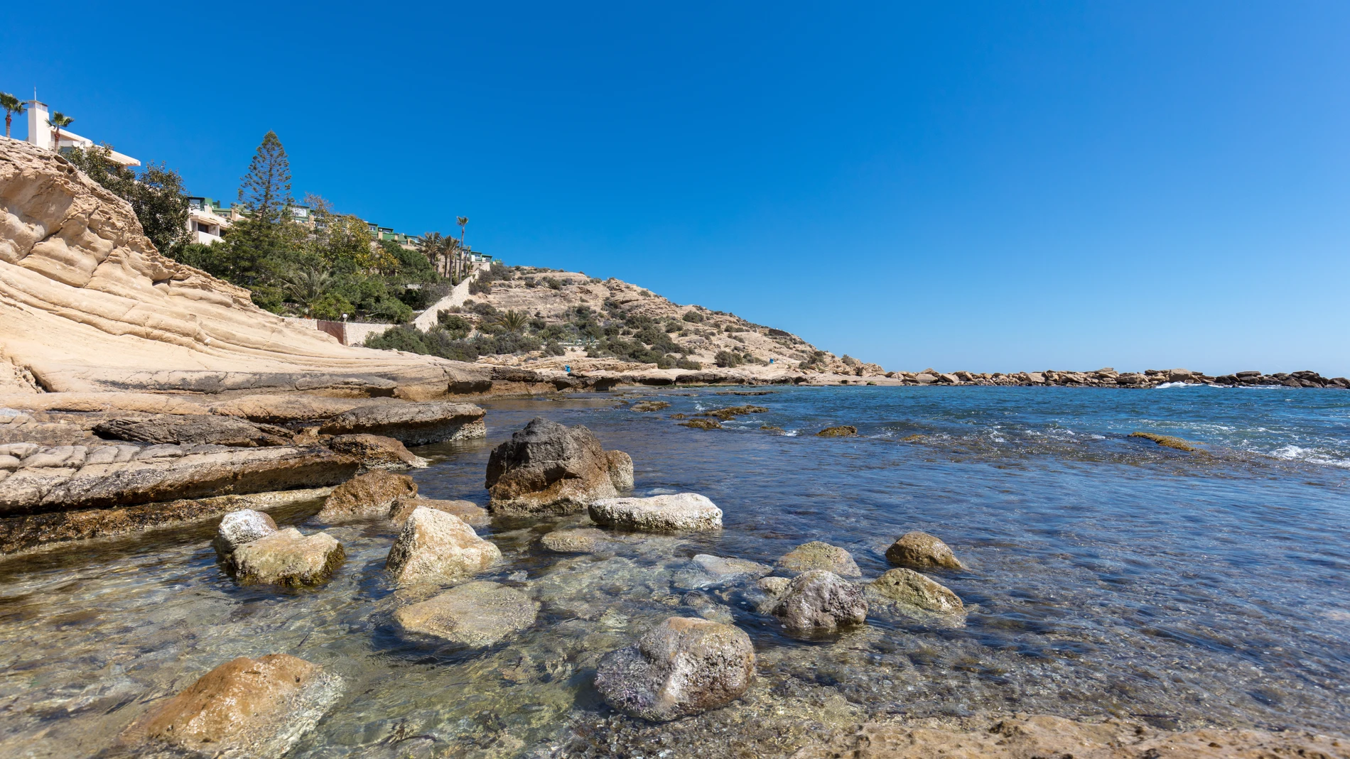 Alicante: luz, cultura, playas y gastronomía. ¿Qué más se puede pedir?