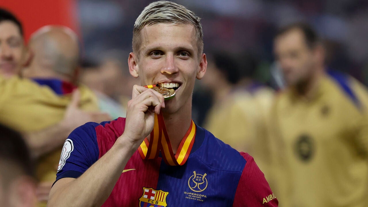 La celebración con mensaje de Dani Olmo después de que el Barcelona ...