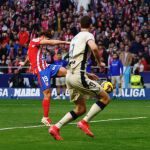 Encuentro de liga entre el Atlético de Madrid y el Osasuna. © Jesús G. Feria.