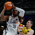 Ibaka cuajó uno de sus mejores partidos con el Real Madrid