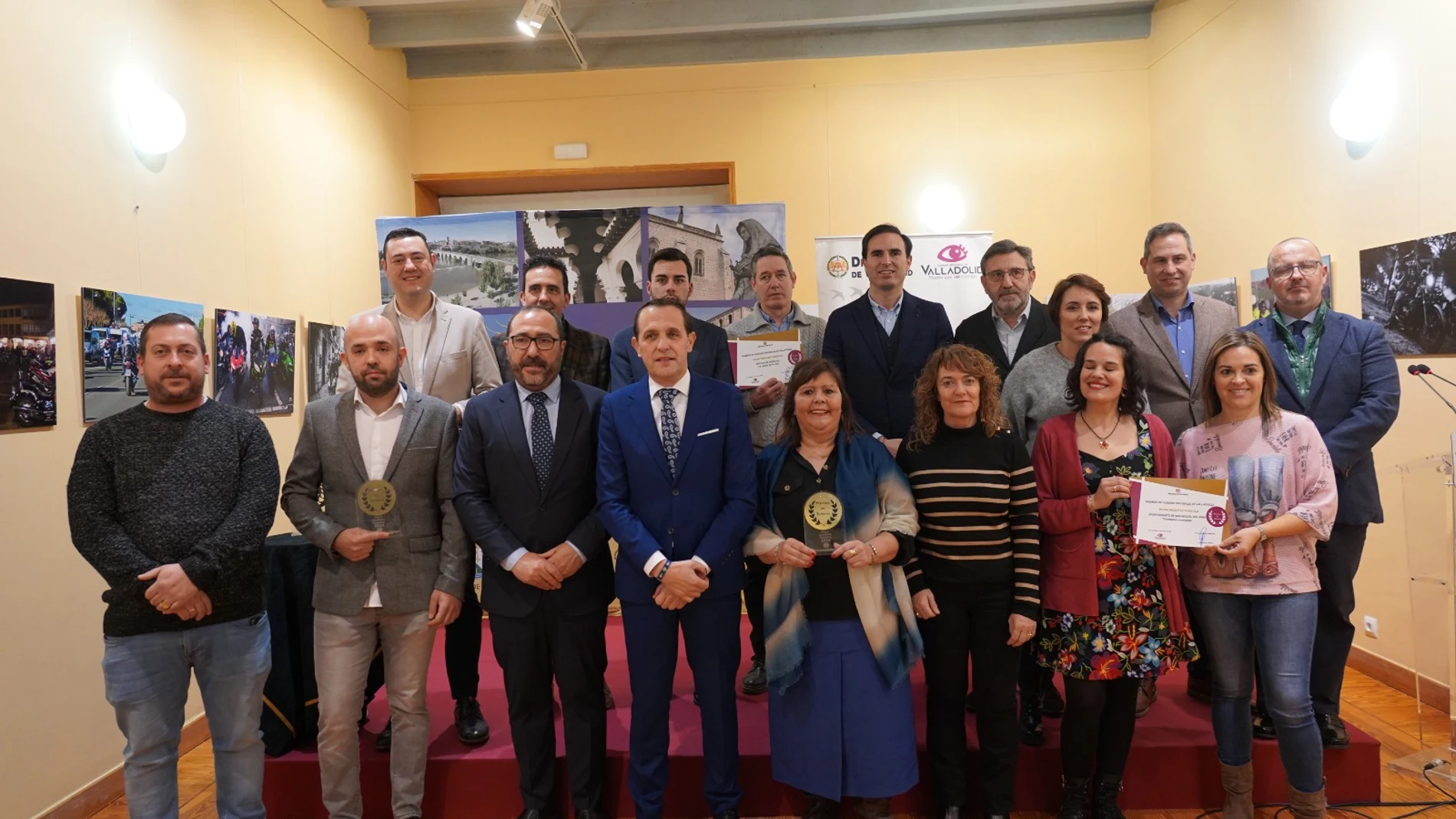 Foto de familia en el acto de los Premios Turismo Provincia de Valladolid