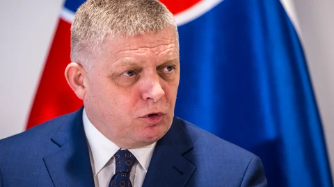 Ucrania.- El primer ministro de Eslovaquia invita a Zelenski a reunirse con él para abordar el corte de gas