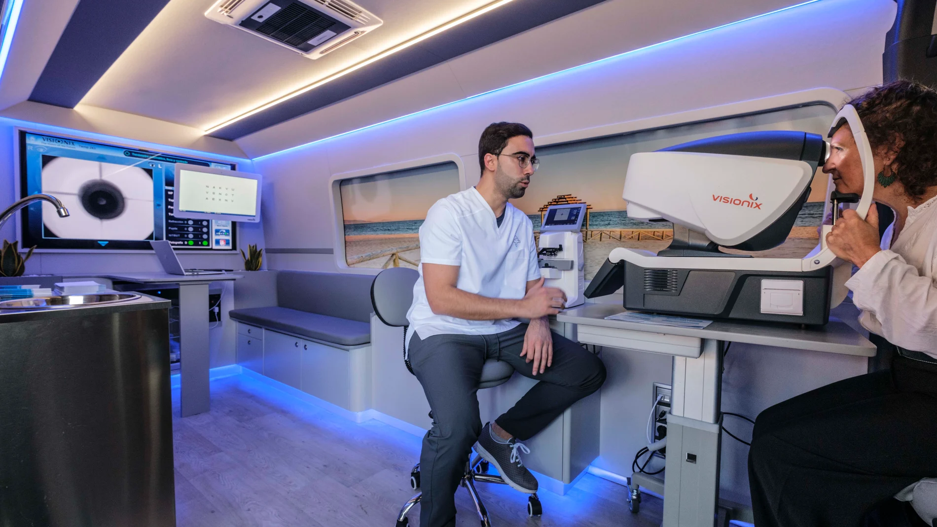 Unida móvil de Recoletas Salud por la provincia de Segovia