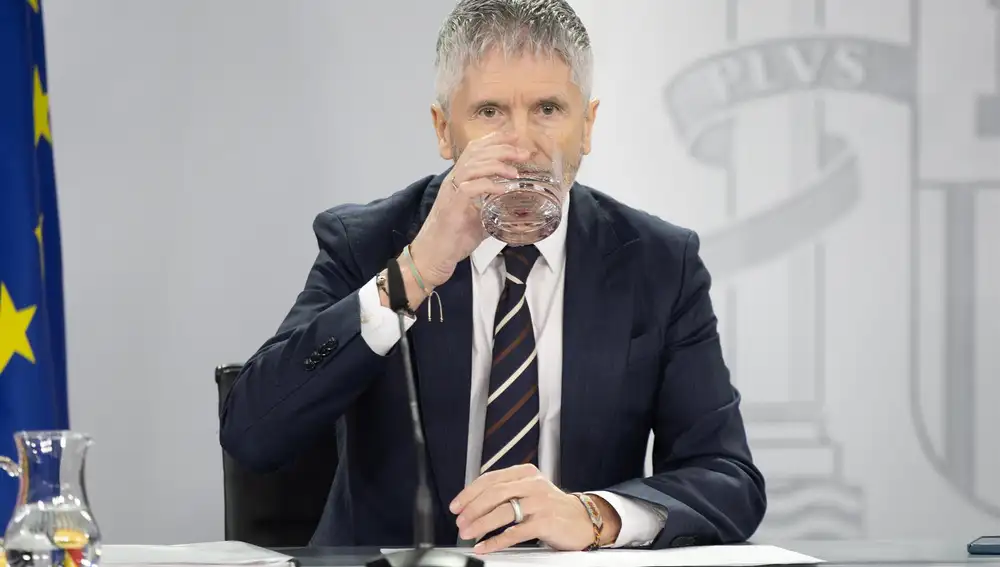 Marlaska dice que los policías infiltrados garantizan la seguridad y defiende a CNI tras los informes sobre Es Satty